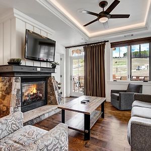 One Ski Hill, A Rockresort